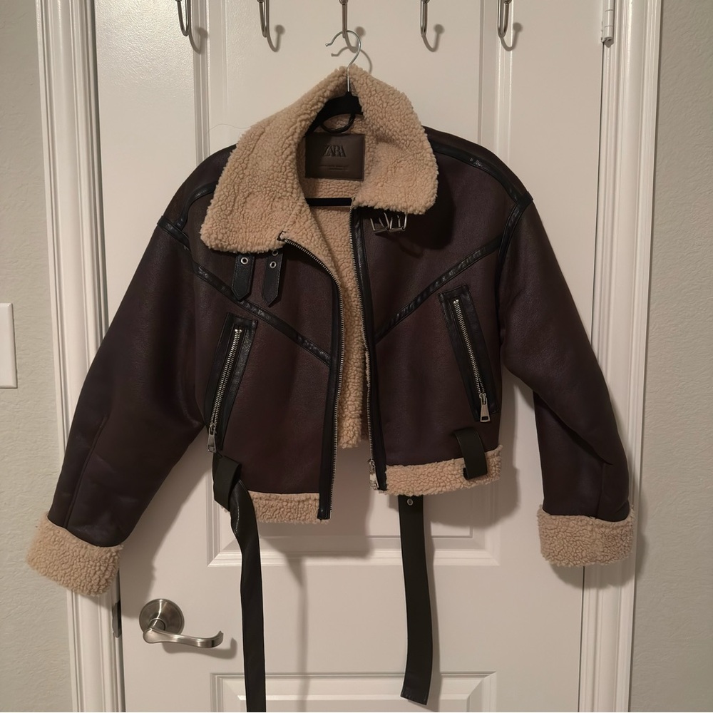 Zara Double-faced short jacket shearling trim XS